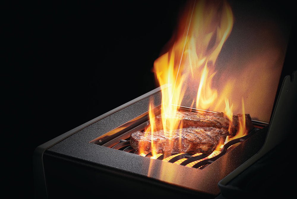 Napoleon Rogue XT 525 SIB Natural Gas Grill with Infrared Side Burner - image 4